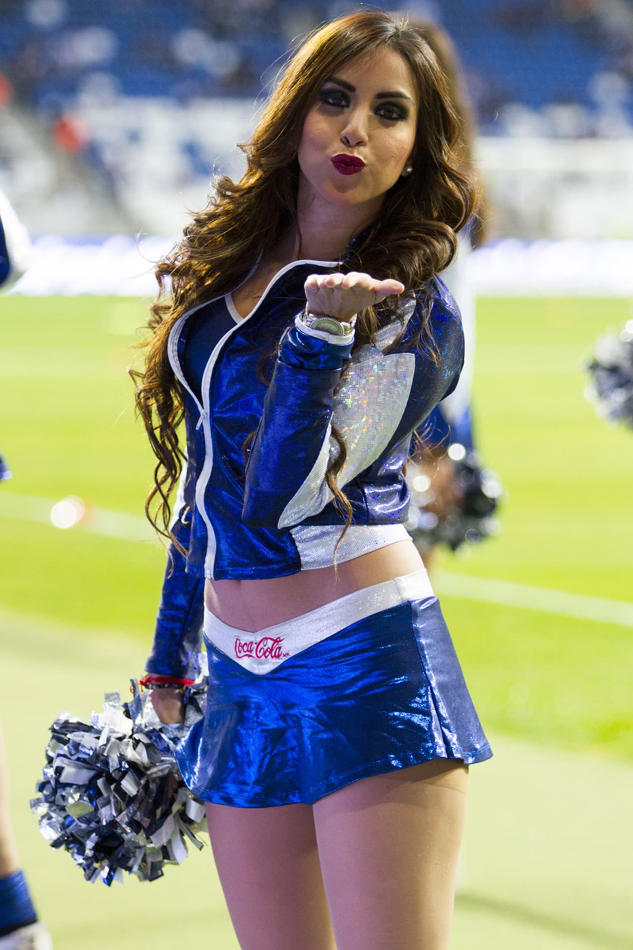 La belleza de las porristas en la fecha 3