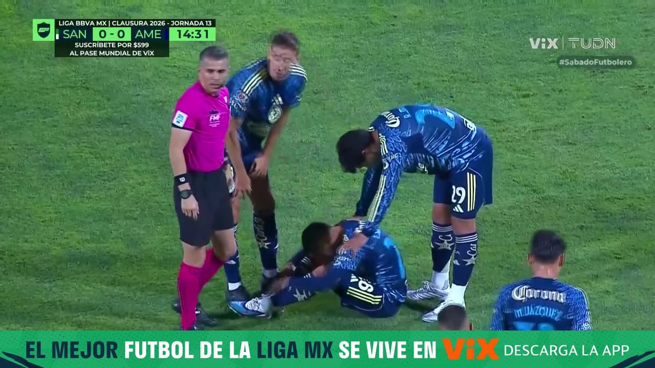 ¡Erick Sánchez cae lesionado y tiene que abandonar el campo!