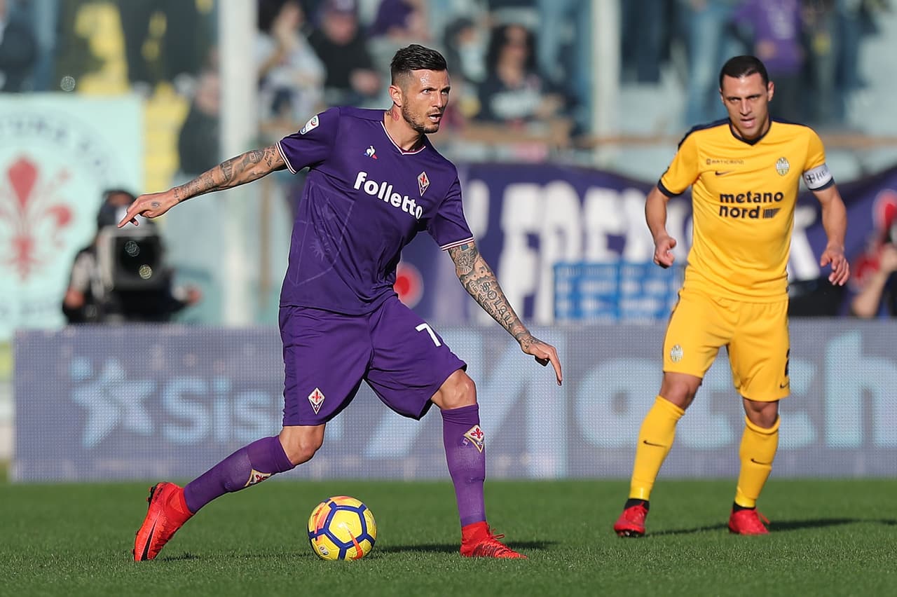 A sus 35 años, Cagliari espera aprovechar la experiencia de un jugador con veteranía, que ya estaba relegado en Fiorentina. Aún así, el escándalo de ese video sexual es una sorpresa para todos en Italia.