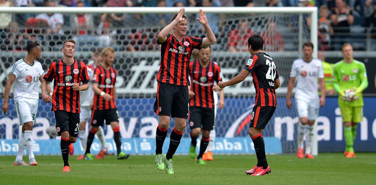 Bayer Leverkusen, los rojinegros tuvieron una campaña destacada en la cual acabaron en el cuarto lugar general gracias a las buenas actuaciones de sus elementos, pero el reto será mayor para esta debido a la salida de algunas figuras.