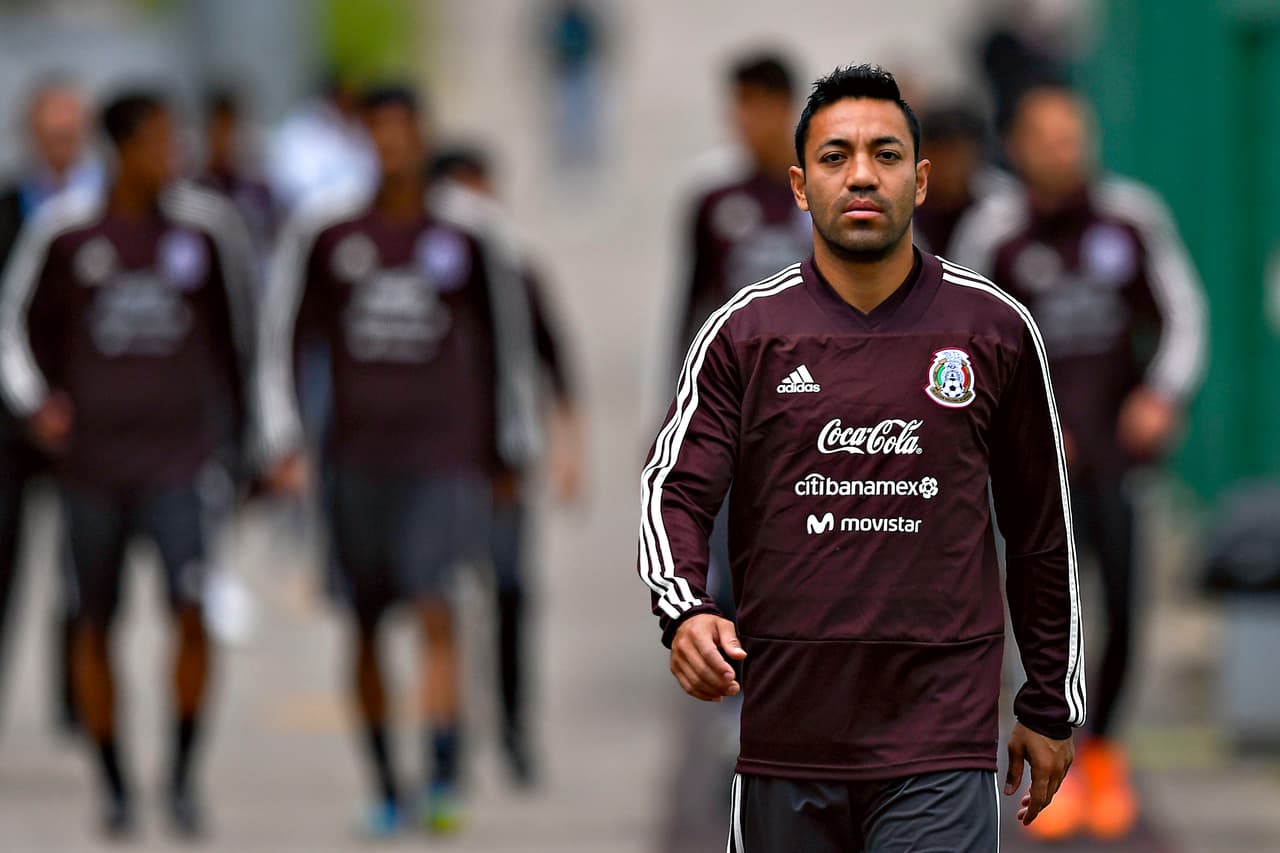 Marco Fabian vuelve a meterse en la política y podría ser castigado