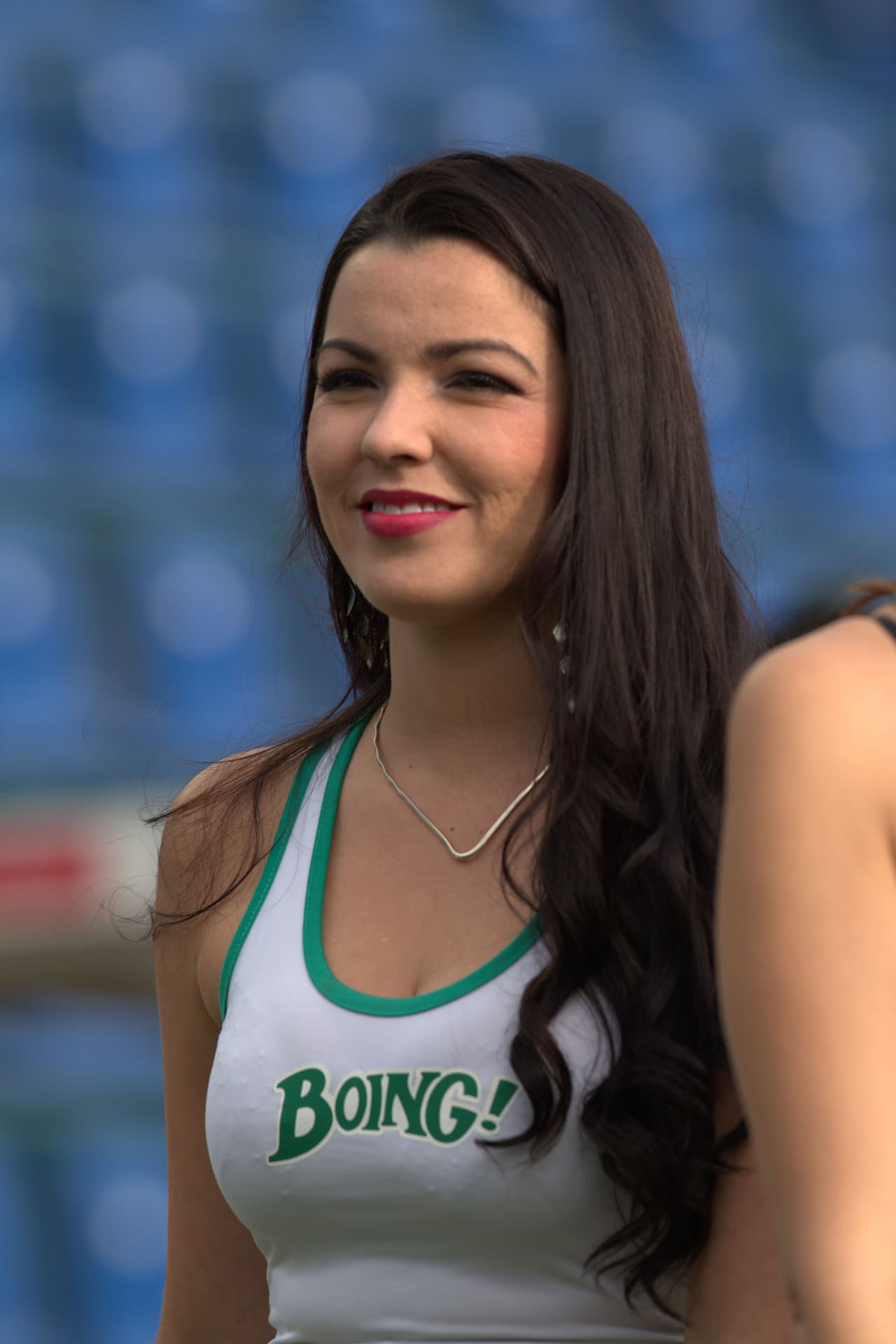 La belleza de las porristas en la fecha 4