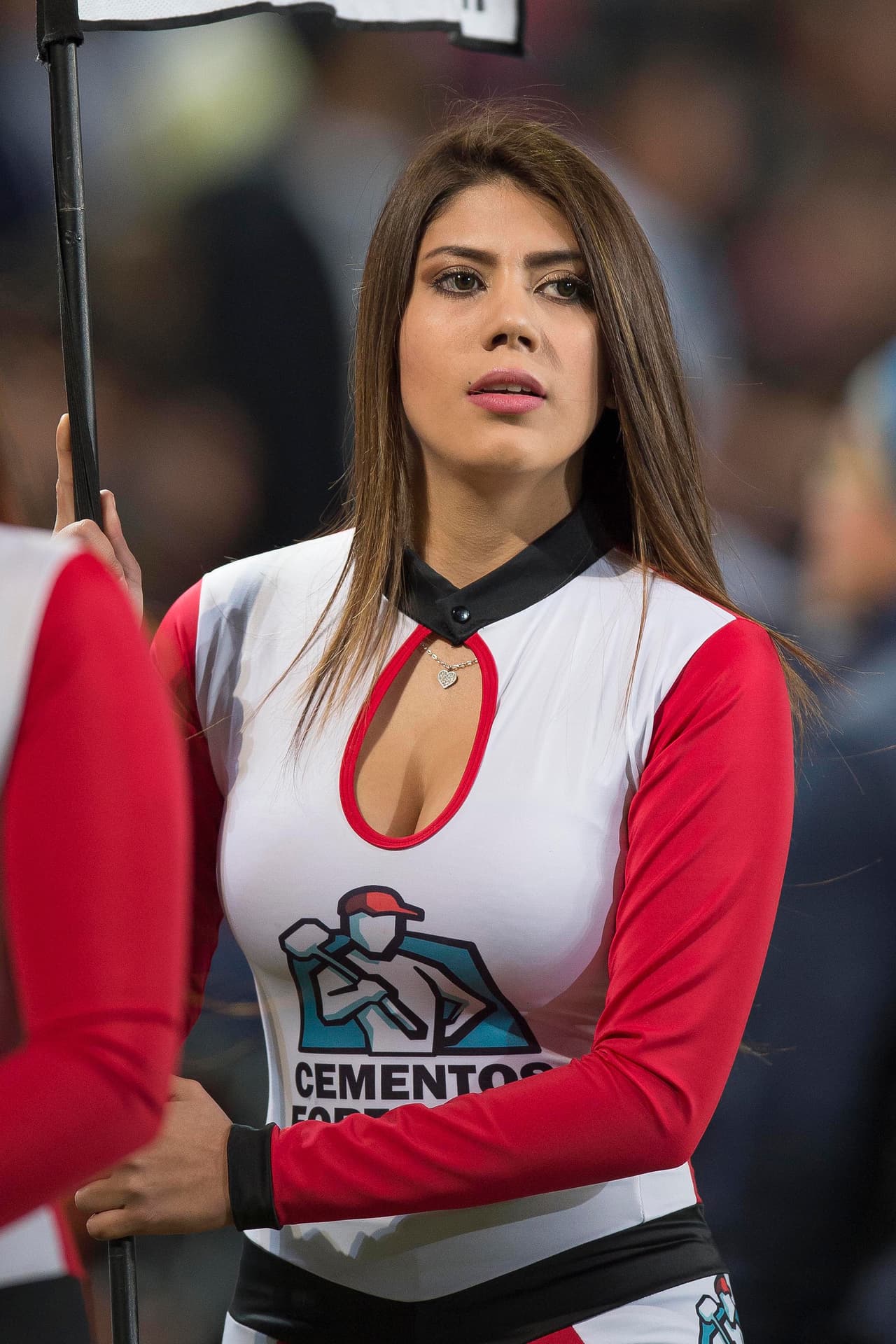 La belleza de las porristas en la fecha 4