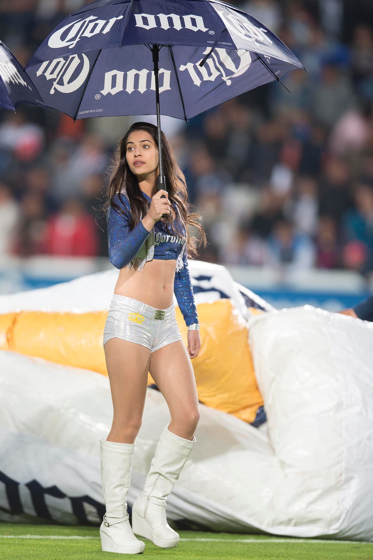 La belleza de las porristas en la fecha 4