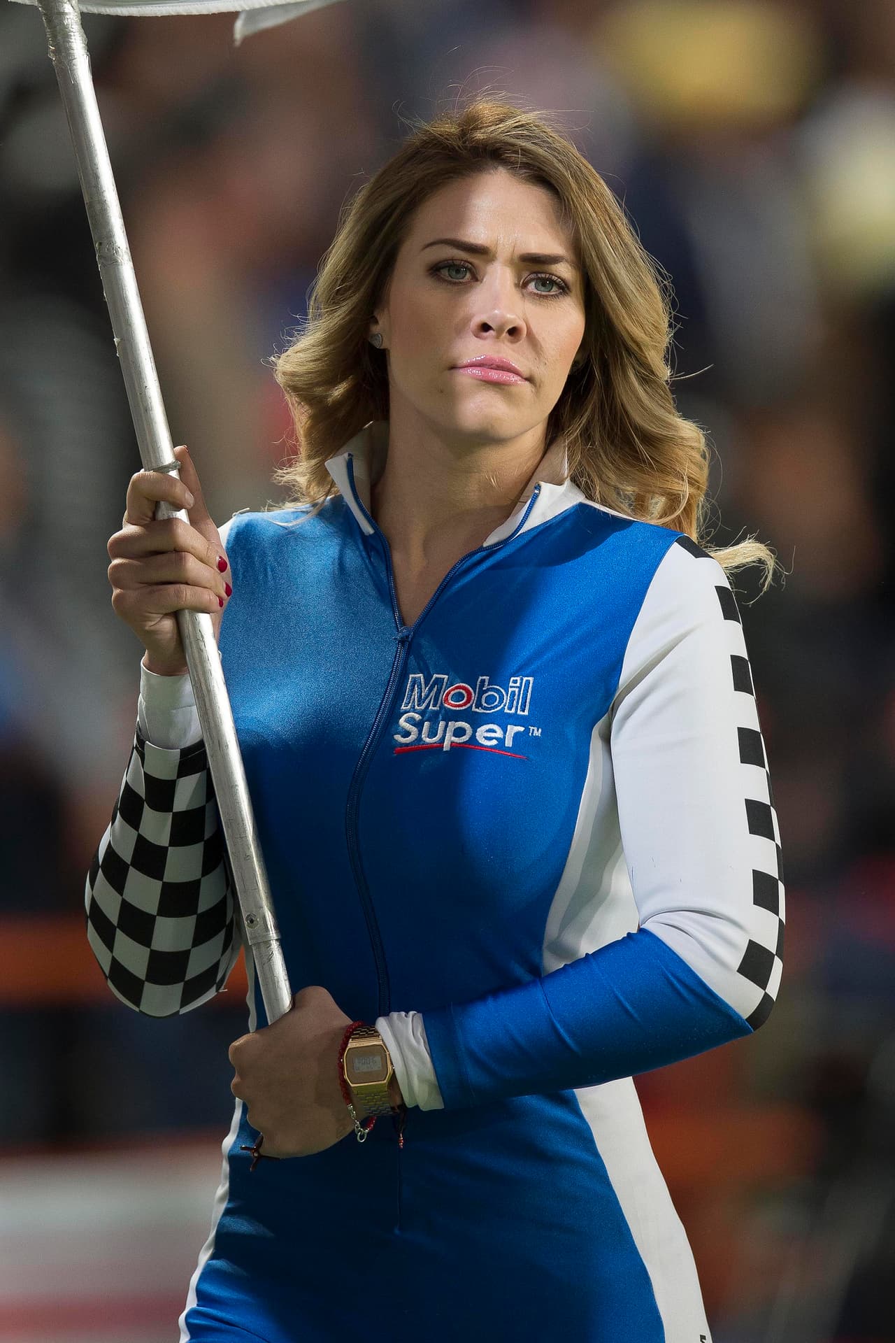 La belleza de las porristas en la fecha 4