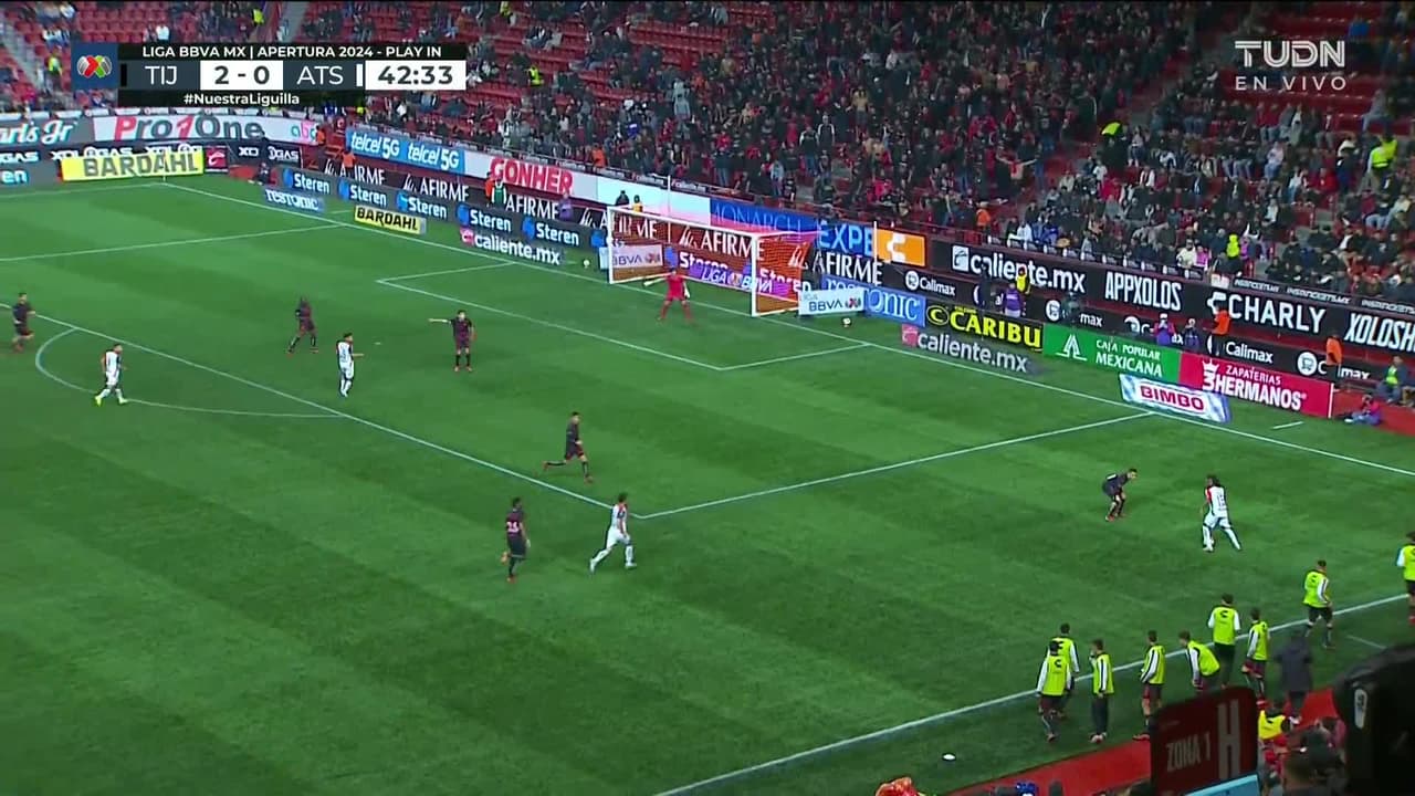 ¡TIRO ATAJADO! disparo por Eduardo Aguirre.