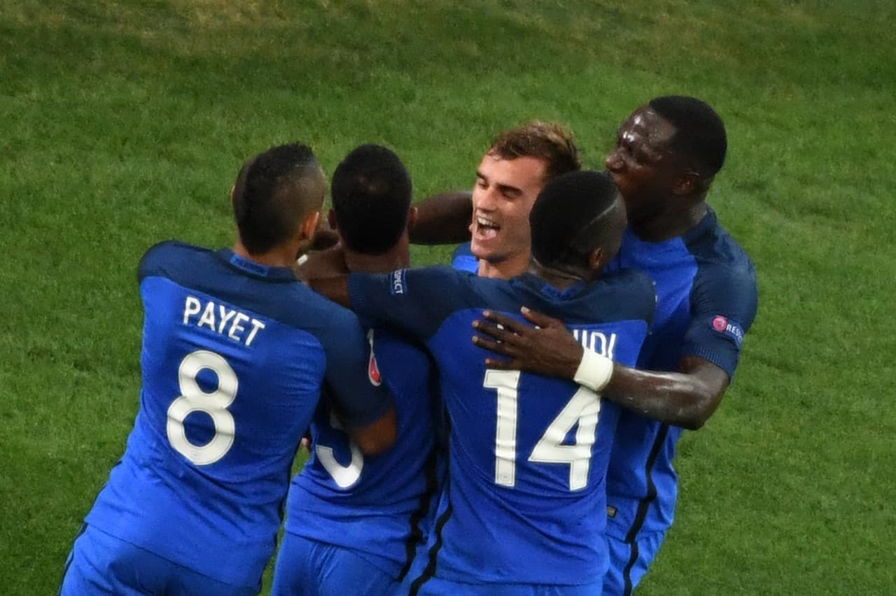 Francia gana a Alemania 2-0 en el segundo tiempo