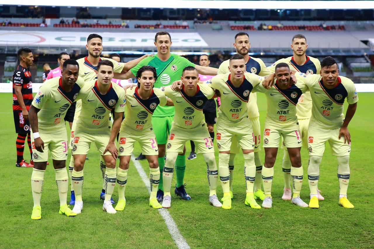 Con 27 puntos el América es el nuevo líder del fútbol mexicano y el próximo sábado se enfrentará con el exlíder Cruz Azul en el Clásico Joven.