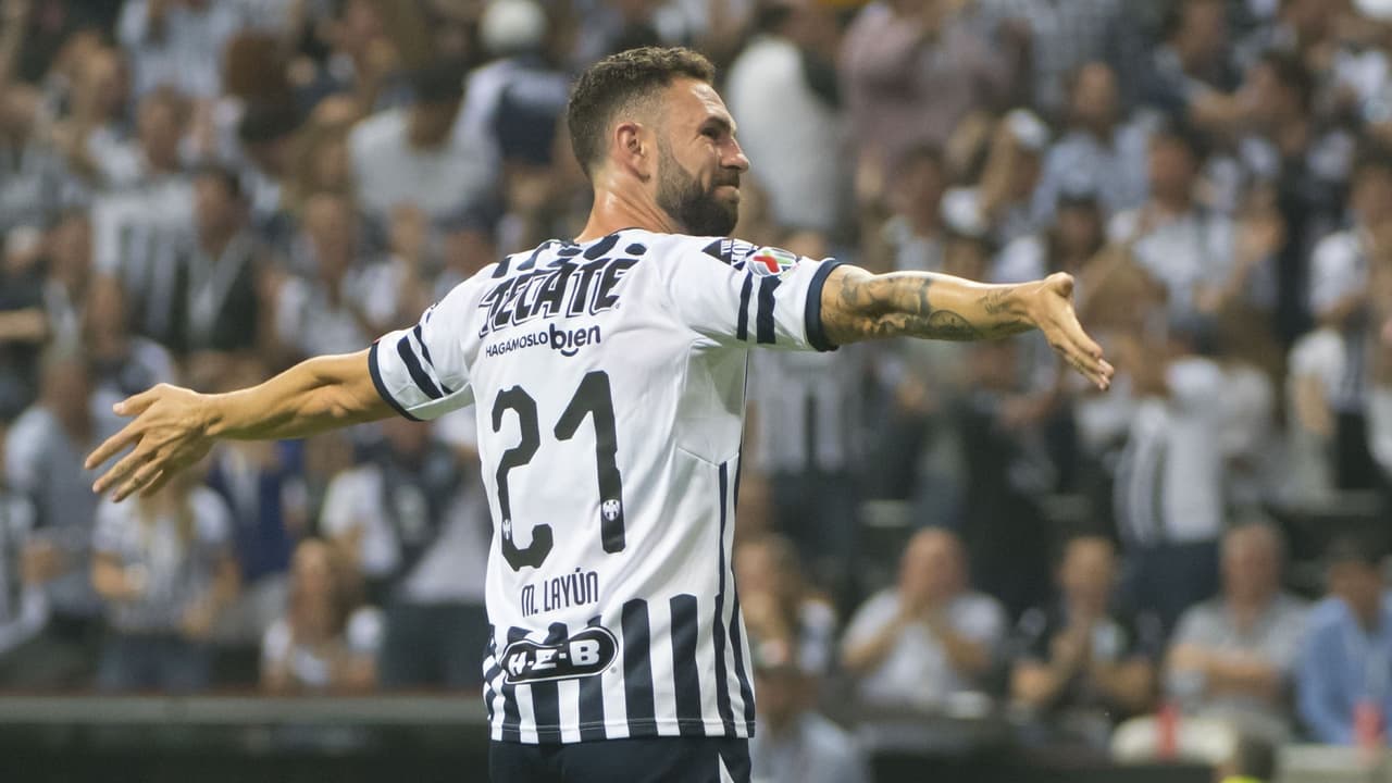 Miguel Layún dedicó el título de Rayados a su afición, su familia y a Iker Casillas