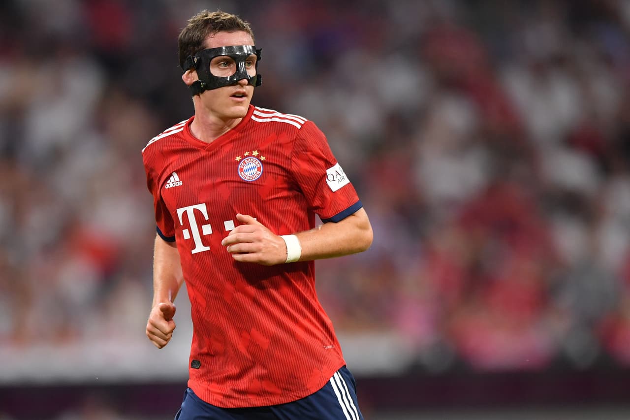 Pero no sería lo único que quisieran 'Die Roten Bullen' para reforzar su plantel. El mediocampista Sebastian Rudy, del Bayern Múnich, es otro de sus intereses. También lo busca el Schalke 04.