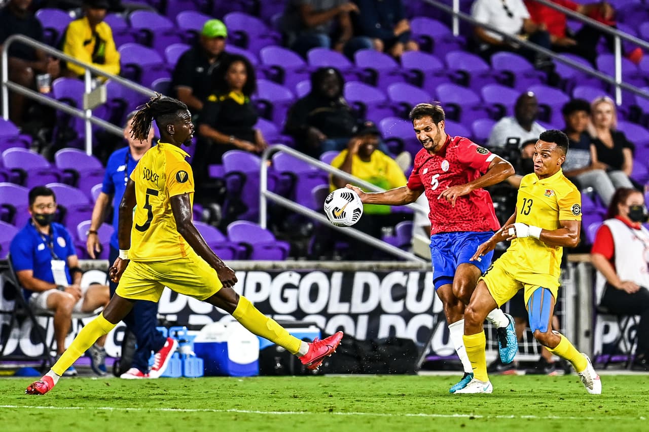 Costa Rica hizo valer su condición de favorito y se impuso con autoridad a la Selección de Guadalupe.