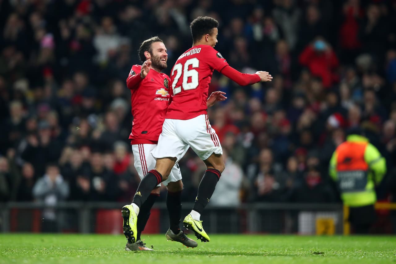 Young (53’) abrió el marcador y Greenwood (58’, 64’) anotó los dos siguientes goles. Juan Mata (62’) cobró un penal para sellar la goliza.