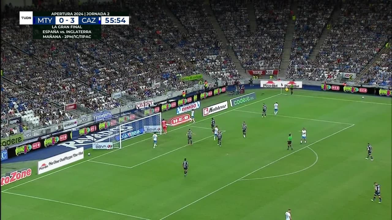 ¡TIRO ATAJADO! disparo por Lorenzo Faravelli.