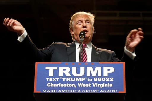 Donald Trump no irá a la pelea de ‘Canelo’ Álvarez contra Amir Khan