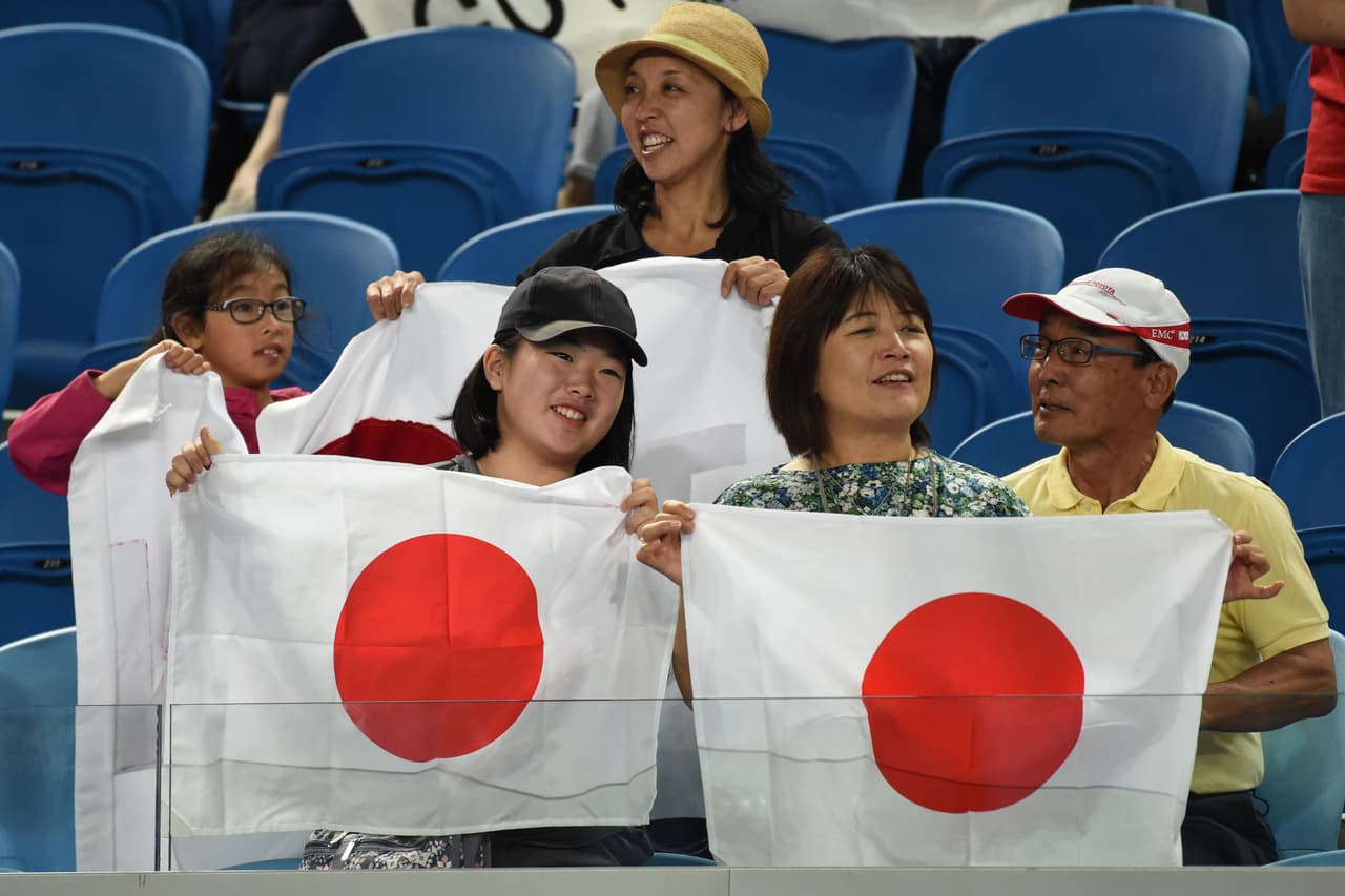 El público rechazó el acto del tenista español con abucheos a sus salida a los vestuarios en medio de su eliminación.