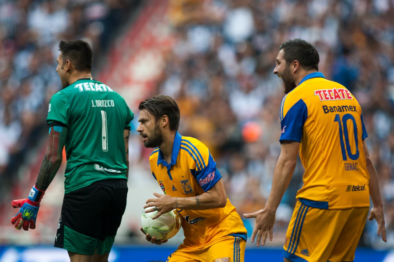 Rafael Sóbis marcó el 2-0 para Tigres al minuto 27.