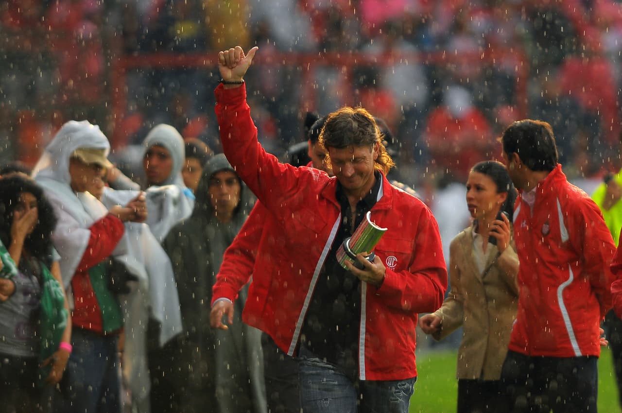 Con seis títulos de Liga MX, dos de Campeón de Campeones, una Copa de Campeones de la Concacaf y su reconocimiento como el mejor arquero del Apertura-2008, Cristante es una leyenda del Toluca.