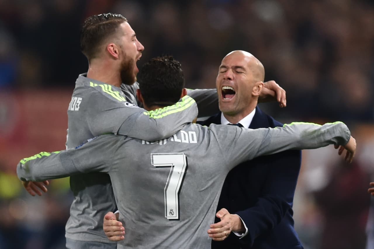 El primer juego de Zidane como D.T. del Madrid en la Champions League
<b>fue ante la Roma, con victoria por 2-0 en territorio italiano. Marcaron Cristiano Ronaldo y Jesé.</b>
