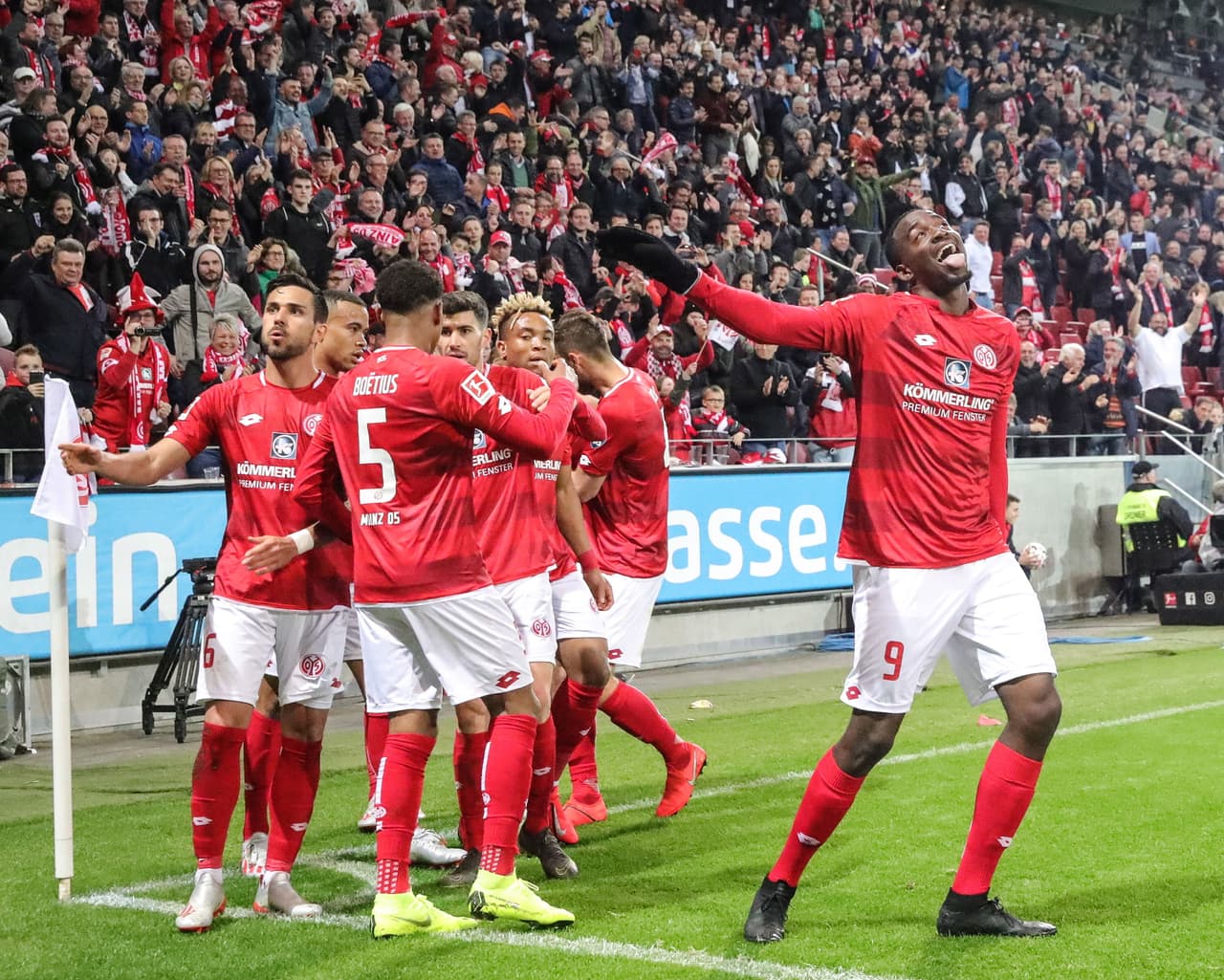 Un gol del francés Moussa Niakhate le dio el 2-3 al Mainz en el minuto 67 del partido, dándole esperanza a sus fanáticos.