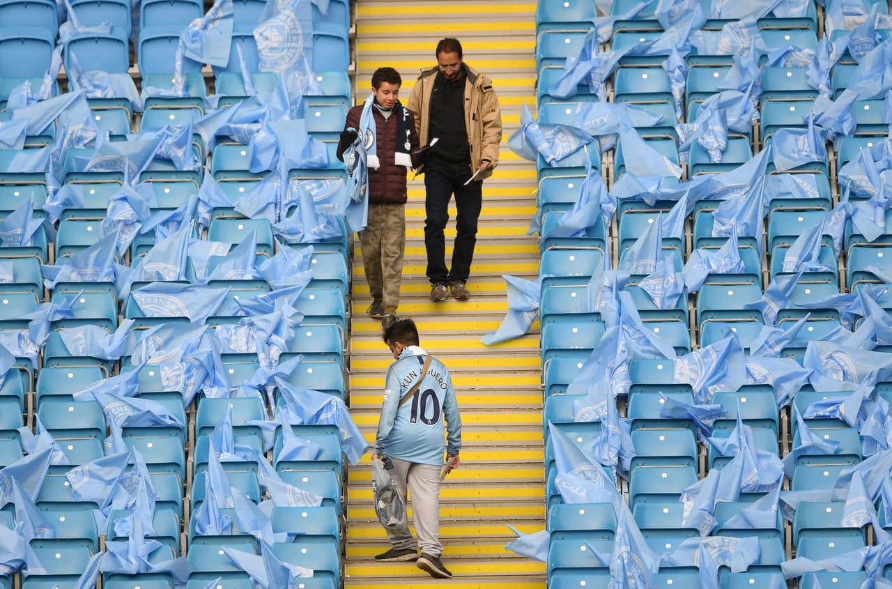 Tras el 1-0 en el estadio de los Spurs, los fanáticos del Manchester City y el Tottenham Hotspur llegaron en gran número al City of Manchester Stadium para vivir la vuelta de los Cuartos de Final de Champions League con un gran ambiente.