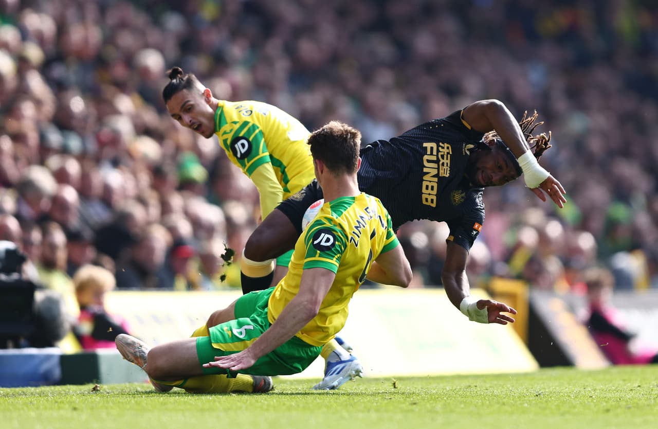 Newcastle se impuso 0-3 al Norwich City con un doblete de Joelinton y tanto de Bruno Guimaraes en la Jornada 34.