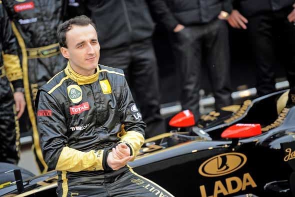 Teniendo en cuenta sus lesiones, también es poco probable que esté recuperado para el resto de la temporada.