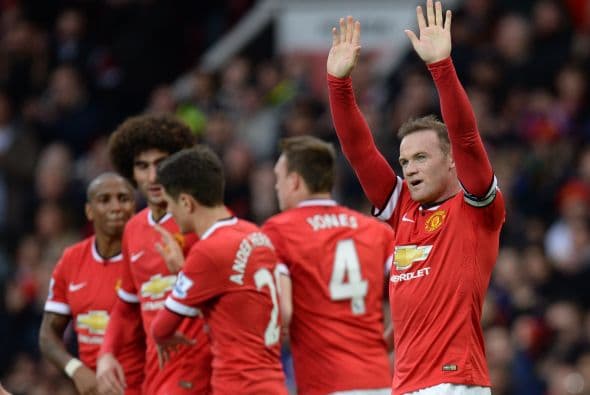 Los 'Diablos Rojos' y los 'Blues' sacaron importantes victorias para mantener candente la lucha por el título en Inglaterra.