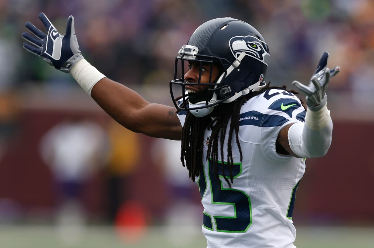 Gran actuación de Russell Wilson y de la defensiva de Seattle al parar la carrera de Adrian Peterson, en el juego que los Seahawks ganaron 38-7 a Vikings. Checa las mejores tomas del partido.