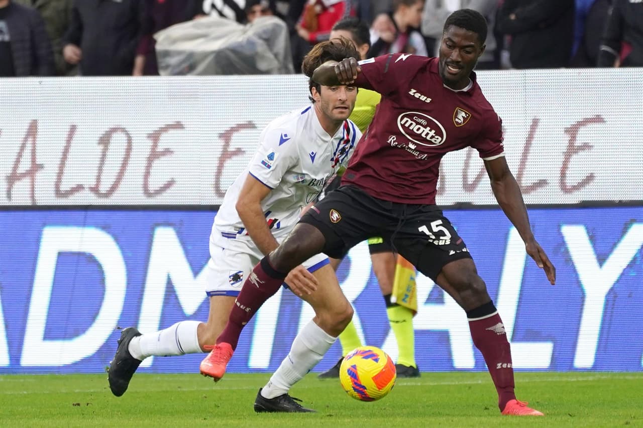 La Sampdoria se impone, como visitante 2-0 al Salernitana con un gol en contra de Francesco Di Tacchio y Antonio Candreva, durante la fecha 13 de la Serie A.