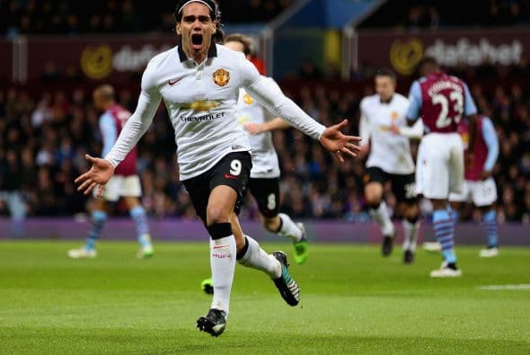 Radamel Falcao se coloca en la novena posición con sus 55 millones de euros gracias al fichaje con el Manchester United en Inglaterra.