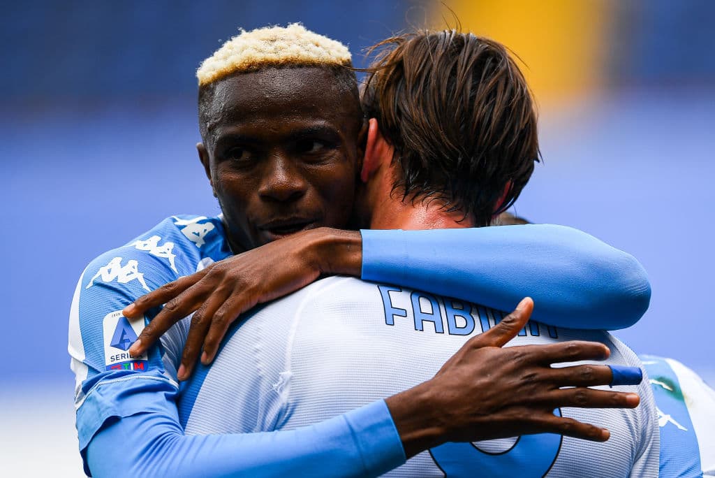 Napoli derrota a la Sampdoria 2-0 durante la Jornada 30 de la Serie A. Las anotaciones fueron de Fabián Ruiz Peña (35') y Victor Osimhen (87'). El mexicano Hirving 'Chucky' Lozano se perderá el siguiente partido ante el Inter por acumulación de amonestaciones.