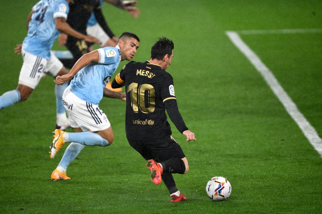 Ya en la segunda mitad, Lionel Messi (51’) creció la ventaja en el marcador.