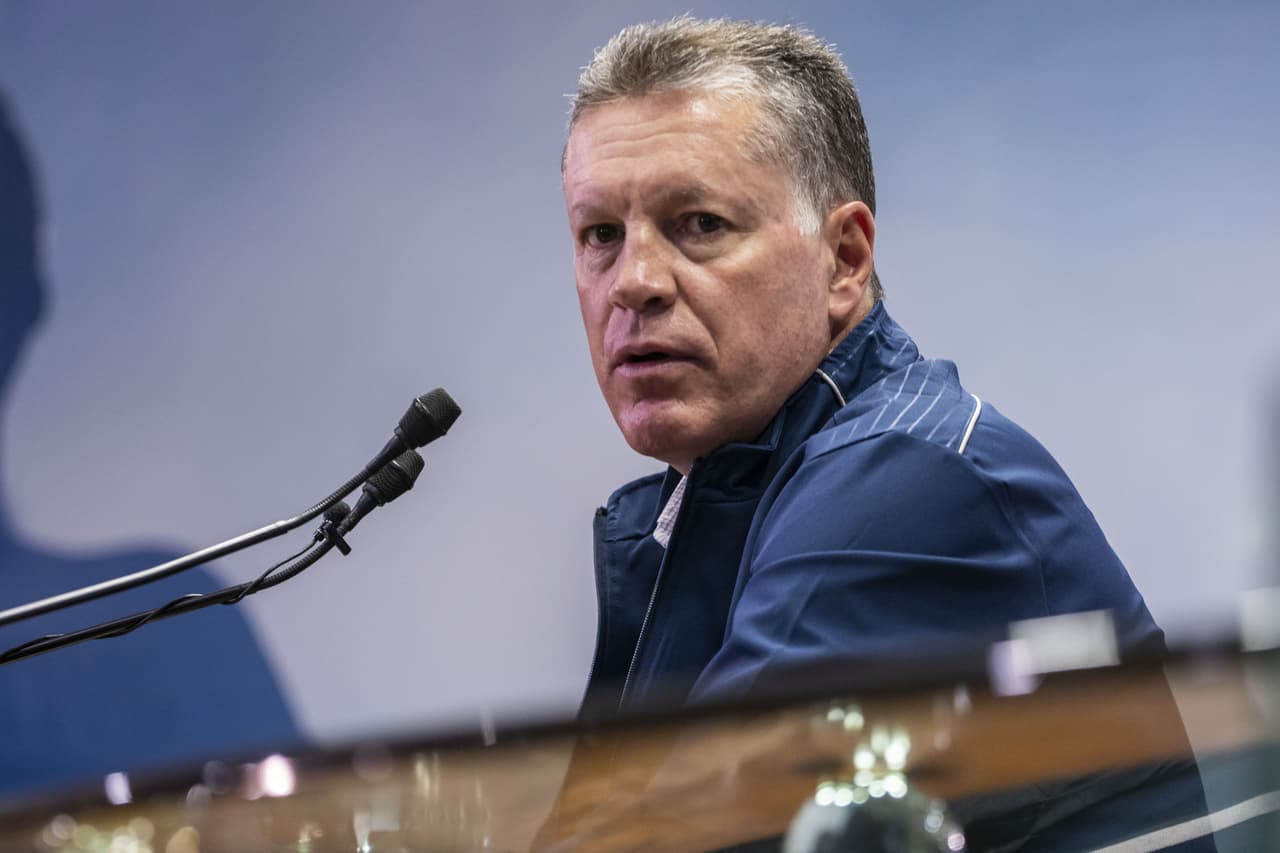 Total suspenso: Ricardo Peláez se reunió con directiva de Chivas