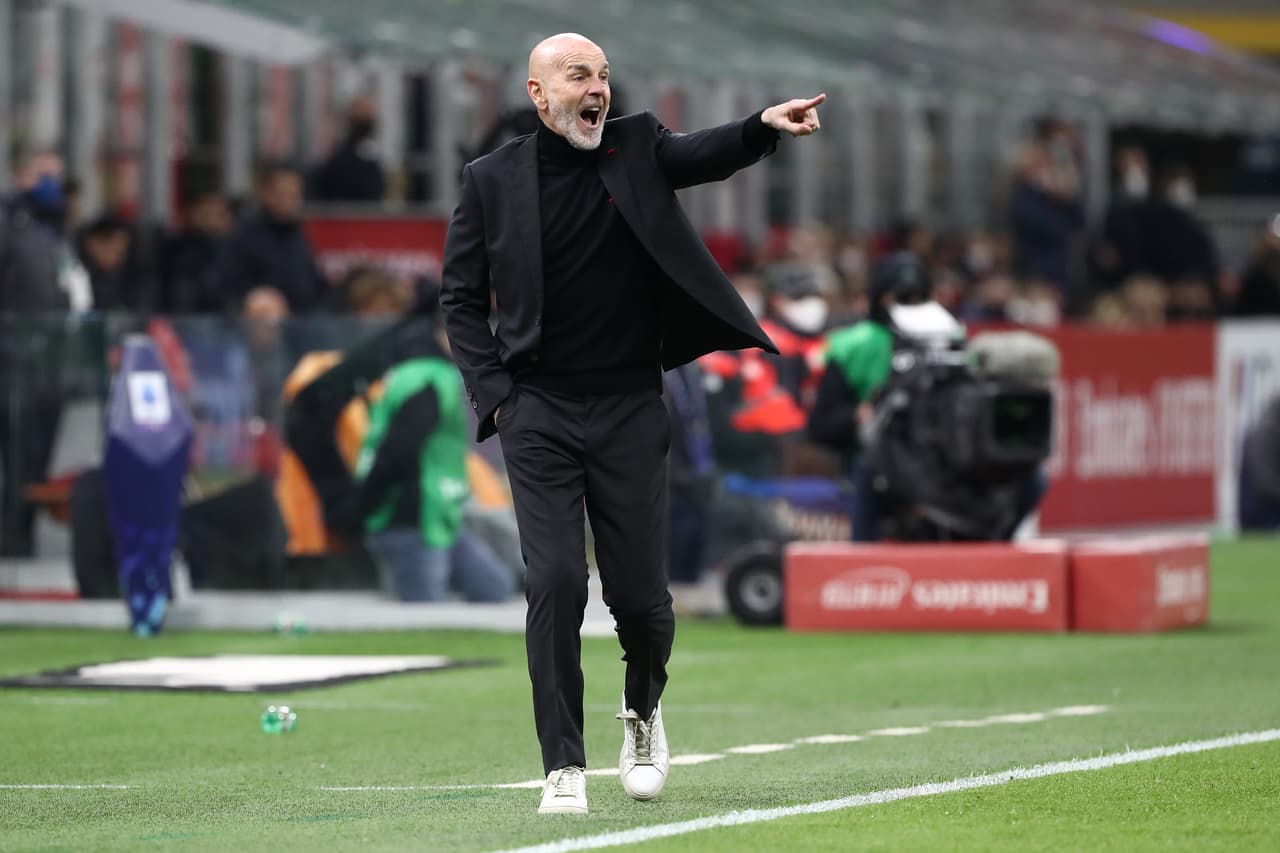 El Milan derrotó al Empoli por 1-0 gracias a un tanto de Kalulu y se mantiene como líder de la Serie A.