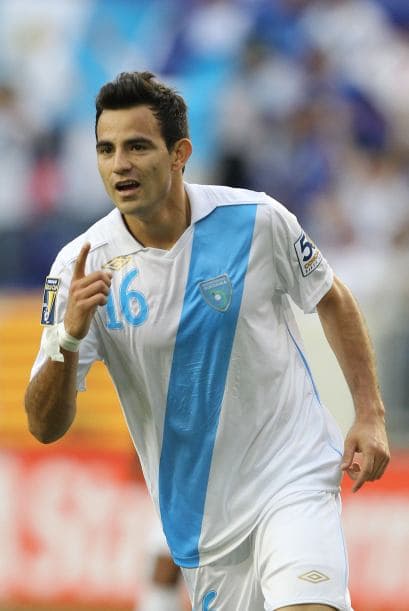 Los otros goles los marcaron, el primero la joven promesa José Del Águila (m.16), y en el segundo tiempo el veterano delantero Carlos Ruiz (m.54) y Carlos Gallardo (m.59).