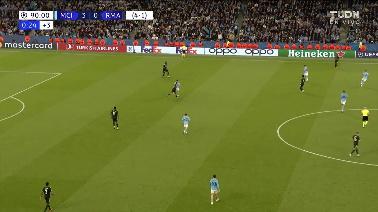 ¡GOL!  anota para Manchester City. Julián Álvarez