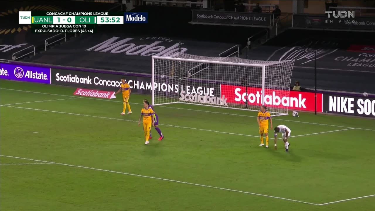 ¡TIRO ATAJADO! disparo por Jerry Bengtson.