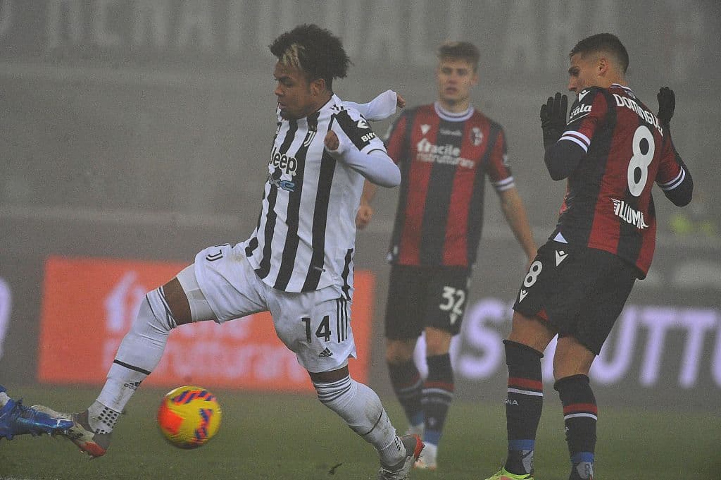 La Roma visitó al poderoso Atalanta, mostró su futbol y los golearon 1-4, mientras que la Juventus salió victoriosa 0-2 en su visita al Bologna.