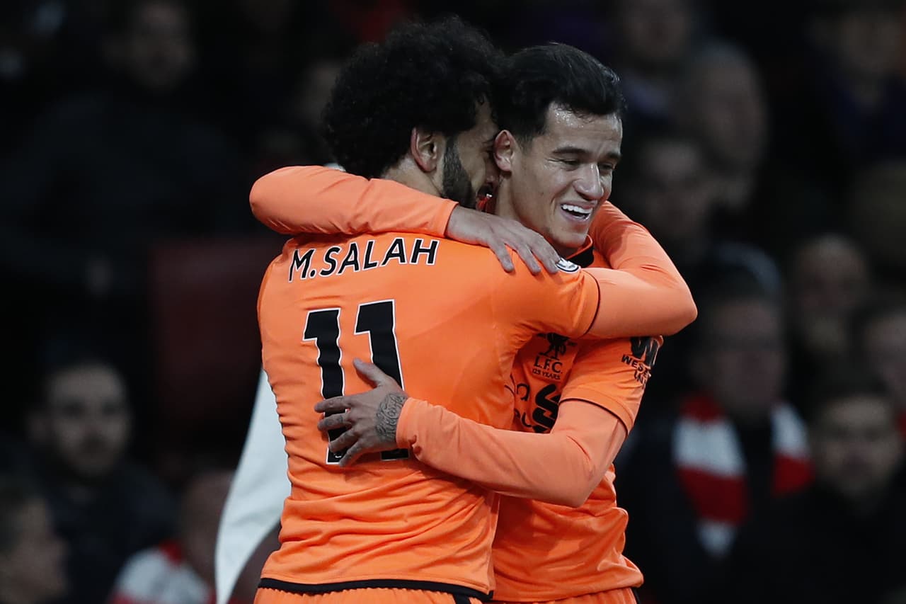 Todo el Emirates se silenciaba y los Red Devils se tomaban confianza para sacar los tres puntos.