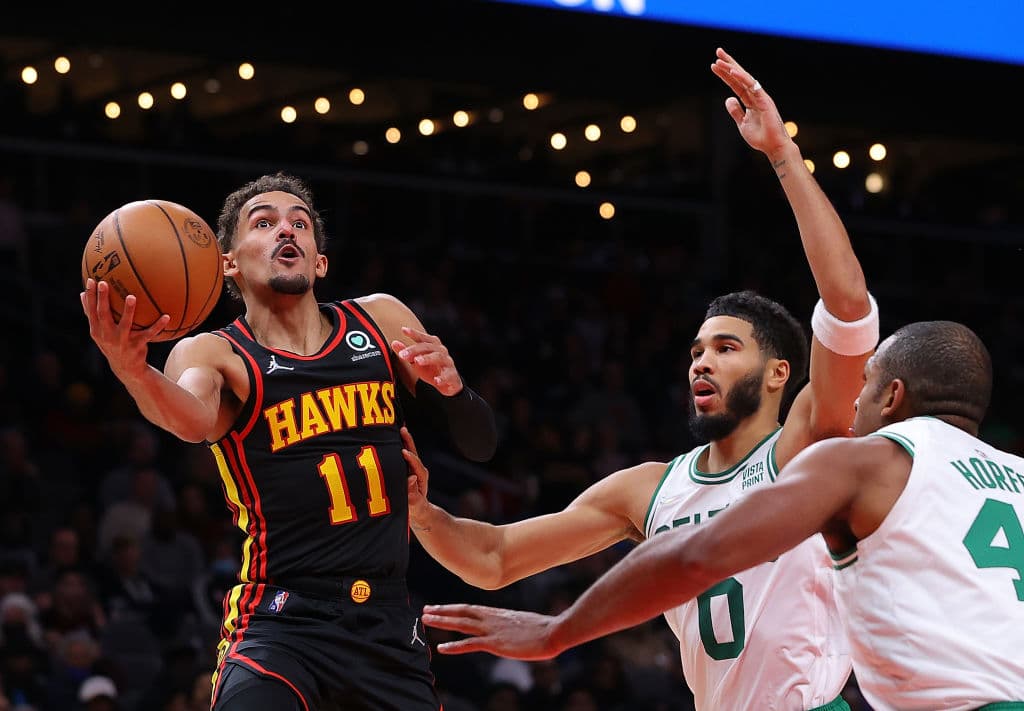 Josh Collins lidera la victoria de los Hawks sobre los Celtics