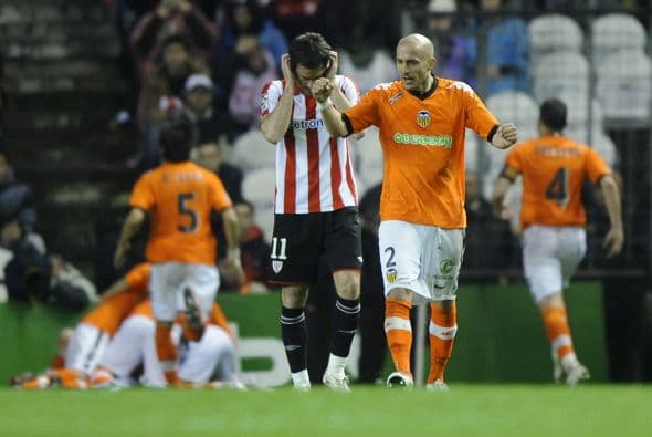 Gran victoria del Valencia, que se confirmó como el dueño del tercer lugar de la Liga española.
