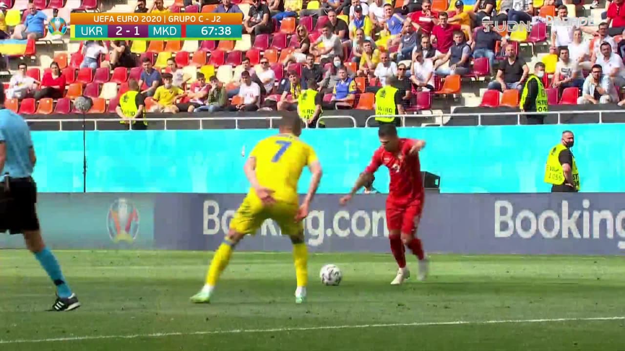 ¡TIRO ATAJADO! disparo por Aleksandar Trajkovski.