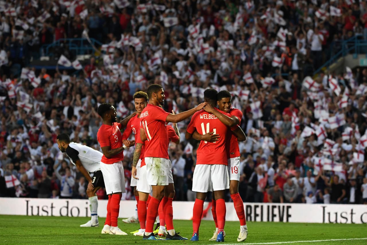 Hasta la llegada del descanso, el monólogo inglés fue total.