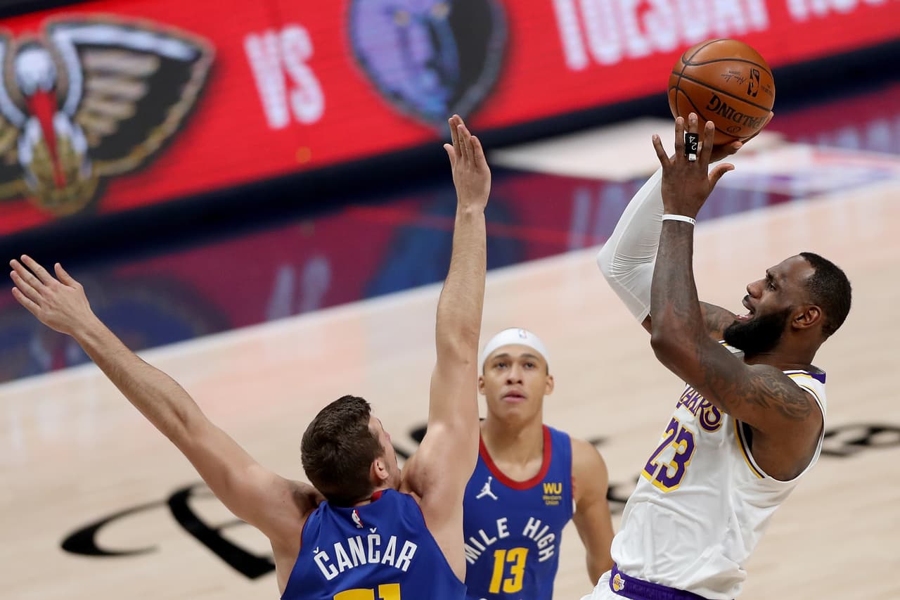 Luka Doncic y LeBron fracasan con Mavericks y Lakers