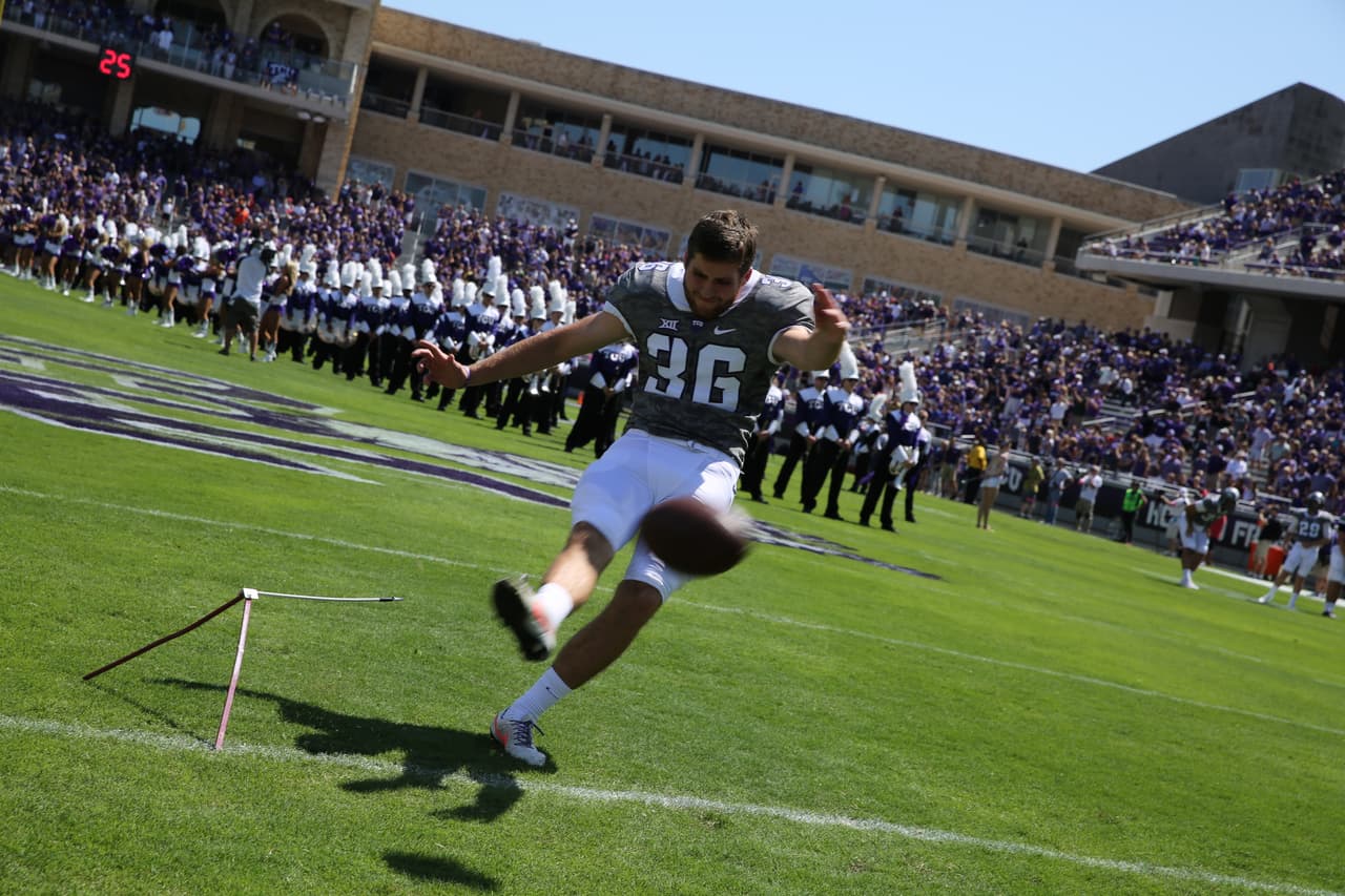 TCU 'Horned Frogs' vs Stephen F. Austin 'Lumberjacks'