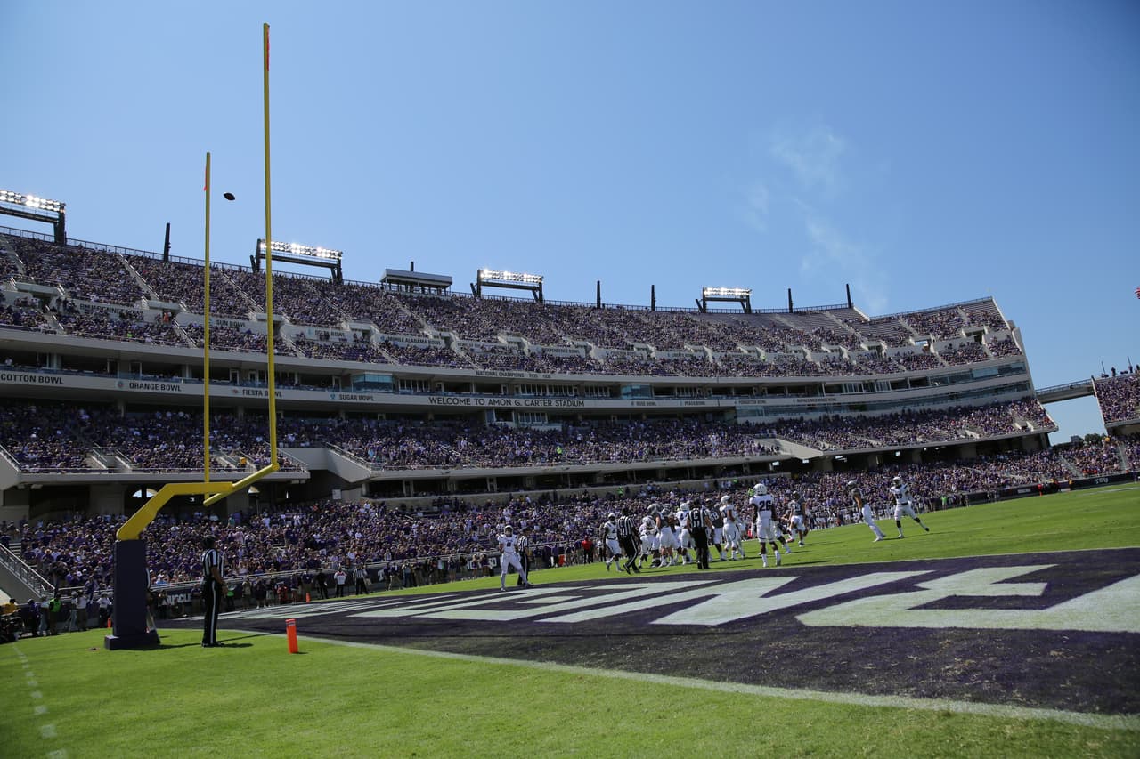 TCU 'Horned Frogs' vs Stephen F. Austin 'Lumberjacks'