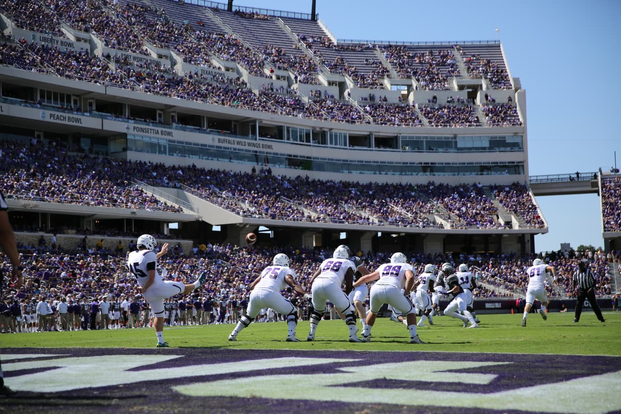 TCU 'Horned Frogs' vs Stephen F. Austin 'Lumberjacks'