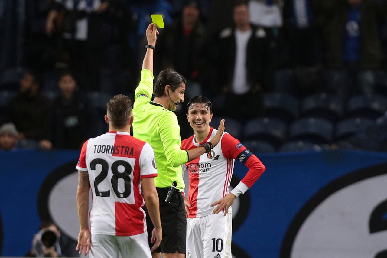 Con goles de Luís Díaz, autogol de Tyrell Malacia y gol de Francisco Soares, Porto gana y clasifica como líder del grupo G.