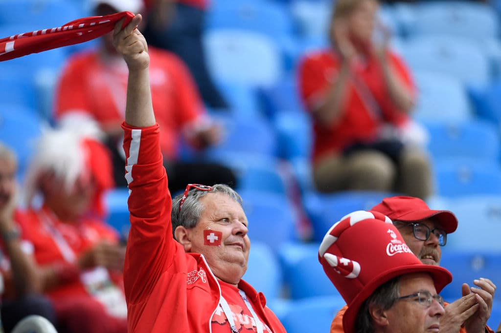 Los hinchas le dieron un color especial a la fiesta en San Petersburgo en el partido de octavos de final entre Suecia y Suiza por la definición a un cupo a los cuartos de final del Mundial Rusia 2018.