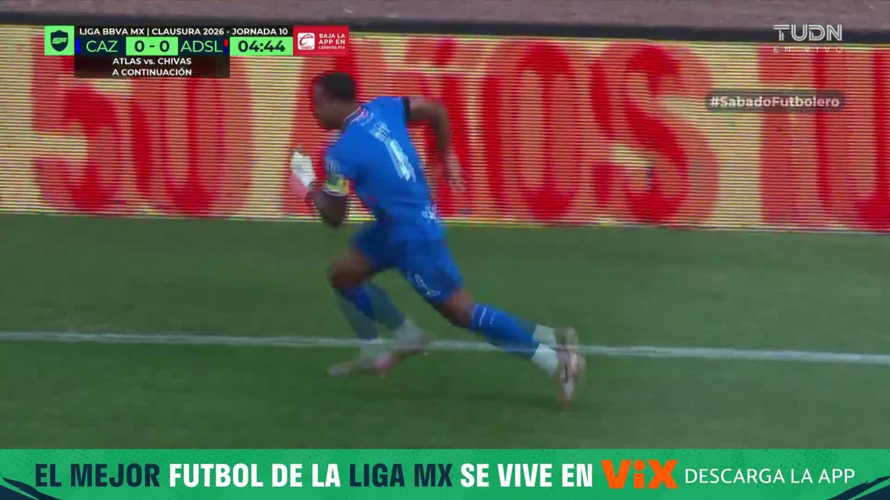 ¿Es Ditta o Quaresma? Tremendo centro de trivela que intentó meter el central colombiano